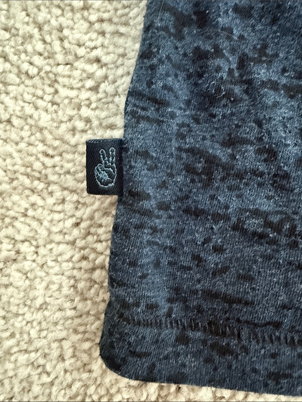 John Varvatos Blue/Black T-shirt - Picture 3 of 5